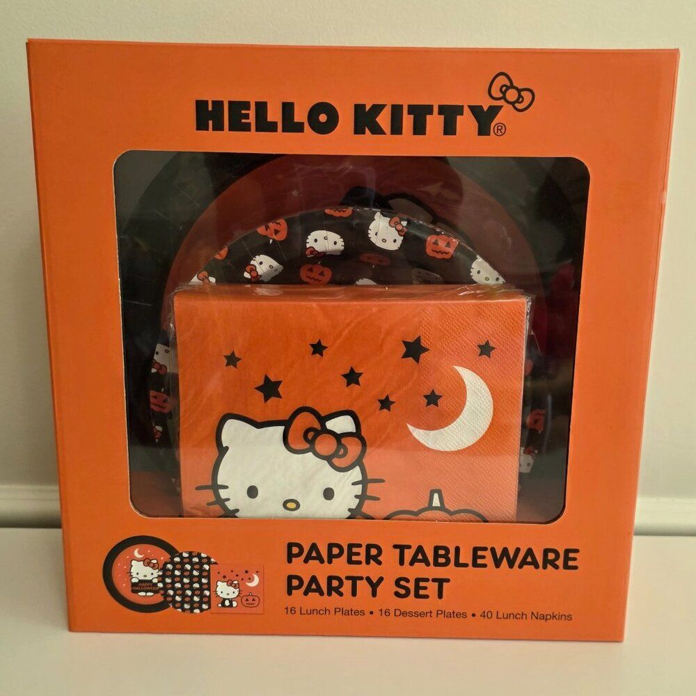 HELLO KITTY Paper Tableware Party Set | Cute Halloween 32 Plates 40 Napkins NEW